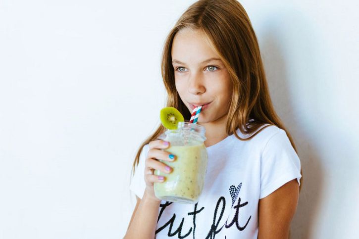 ¡Sustituye los snacks procesados por kiwis Zespri Green para tener adolescentes más sanos!