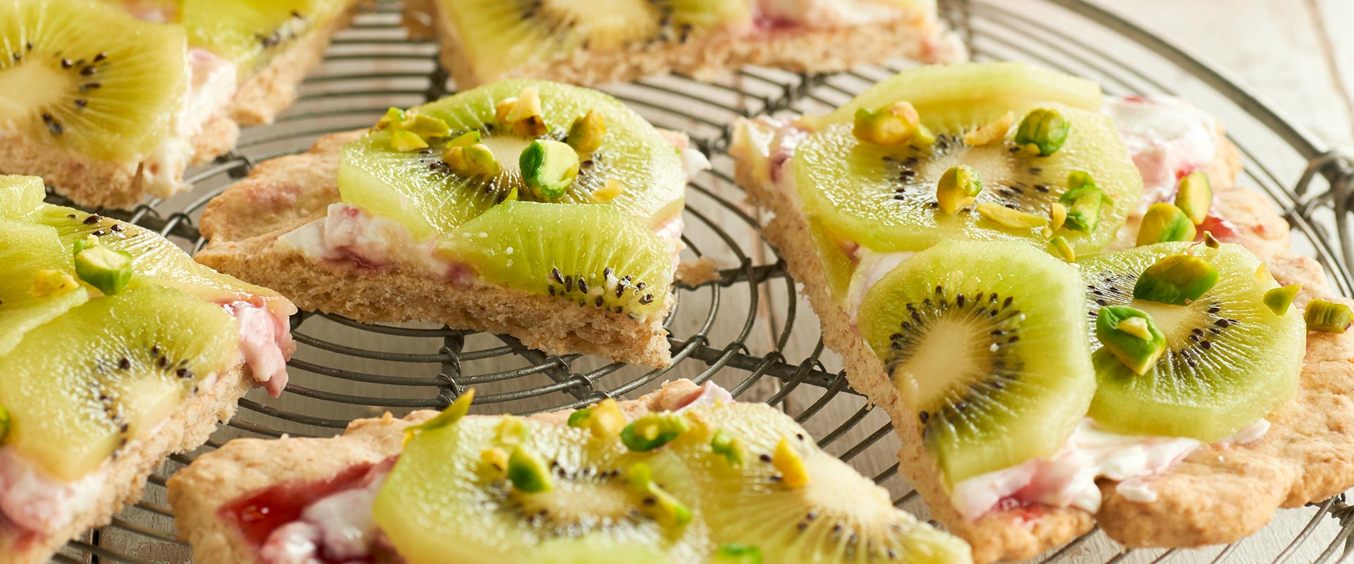 Recipe12_Rustic_kiwifruit_tart-thumbnail.jpg