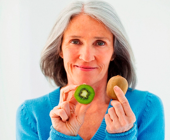 ¿Sabías que el kiwi es un alimento muy nutritivo para las personas mayores?