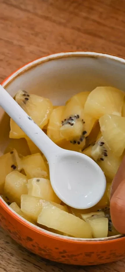 Cuisiner en famille avec les kiwis Zespri™ !