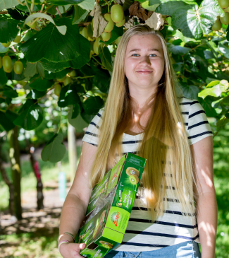 2016 Zespri Horiculture Scholarship Georgia Cook