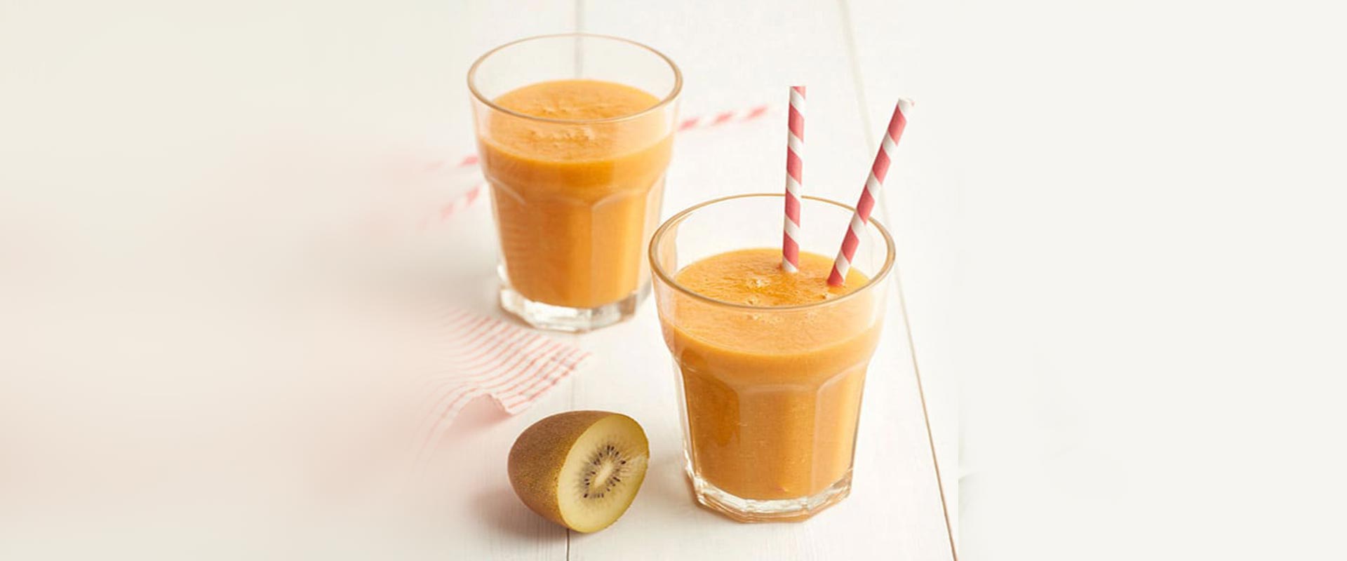 recipe5_Carrot-yellow-kiwifruit-smoothie-thumbnail