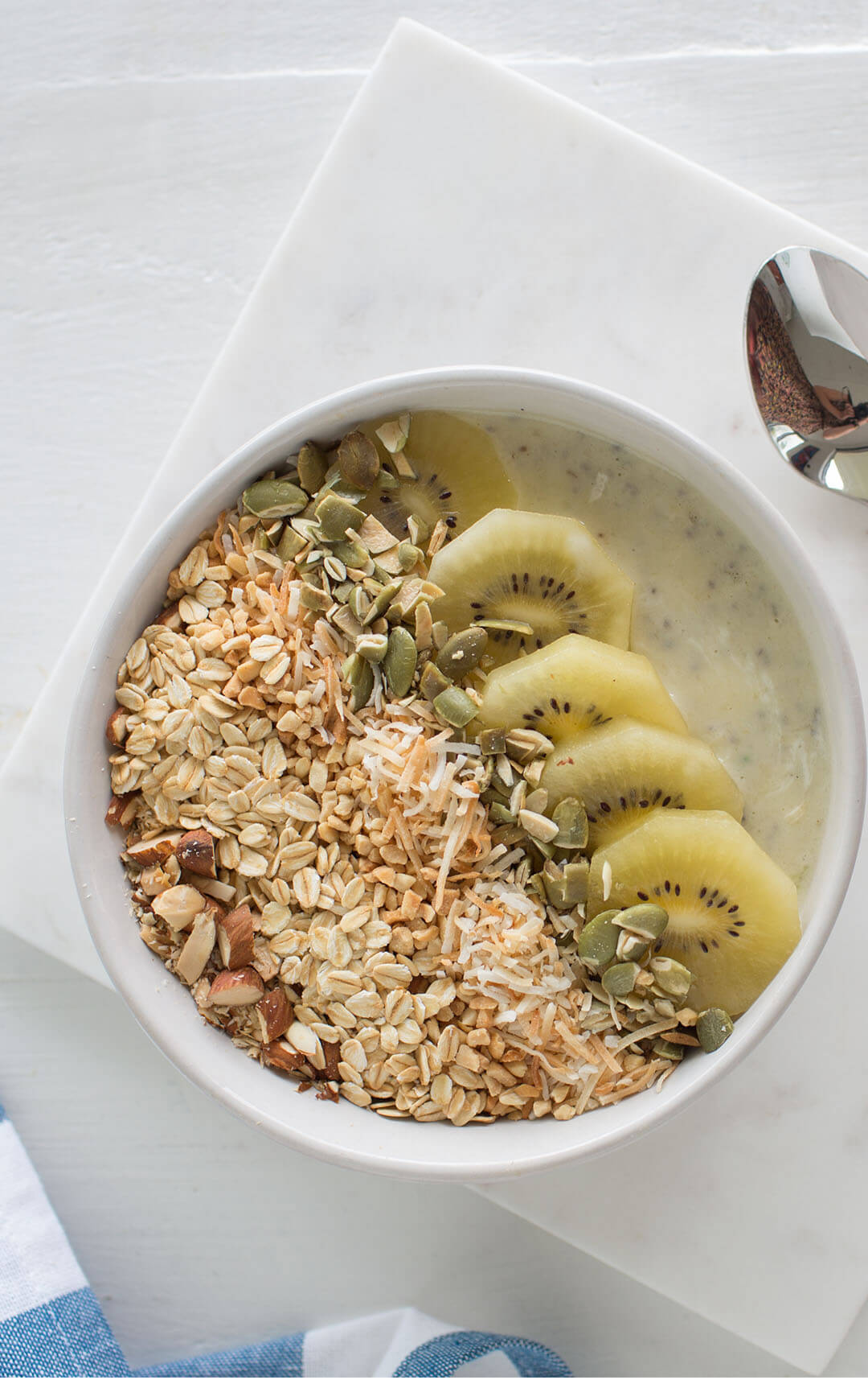 Sungold Kiwifruit Breakfast Power Bowls Recipe - Zespri SG