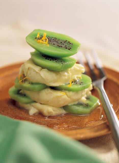 Kiwifruit Stacks with Cinnamon Mascarpone