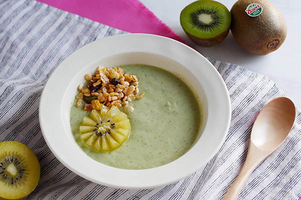 kiwi avocado